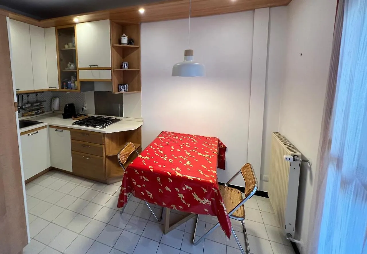 Apartment I Pini 东塞斯特里 意大利