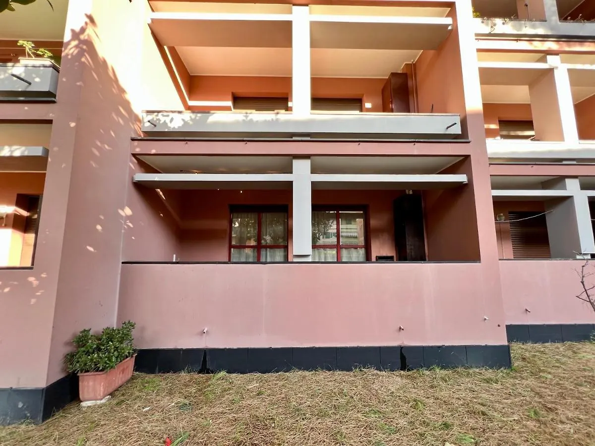 Apartment I Pini 东塞斯特里 意大利